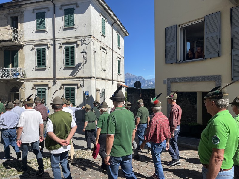 barzagoalpini__28_.JPG (150 KB)