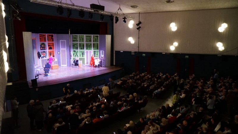 Auditorium__forbici&follia_9.JPG (72 KB)