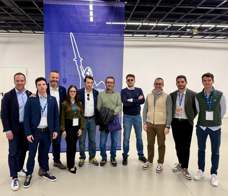 Foto_congresso_Lega.jfif (138 KB)