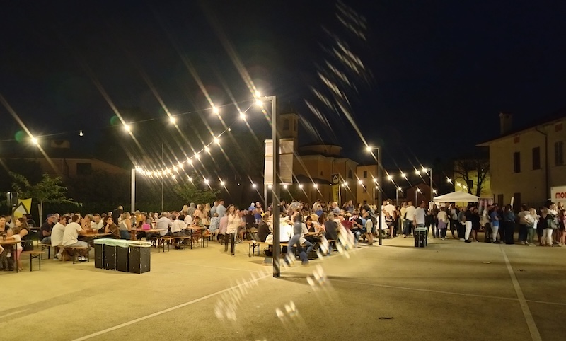 Teca_eventi1.jpg (127 KB)