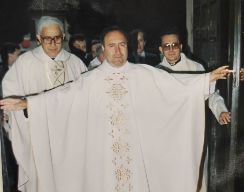 donvalentino5-.jpg (61 KB)