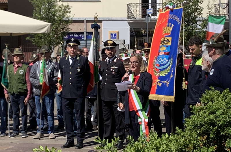 oggiono25aprile8.jpg (212 KB)