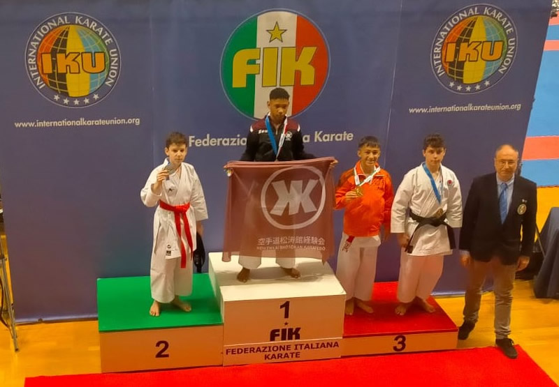 oggionokarate6.jpg (97 KB)