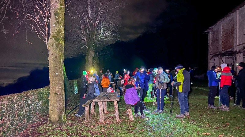 Colle-fiaccolata_natalizia-4.jpg (121 KB)