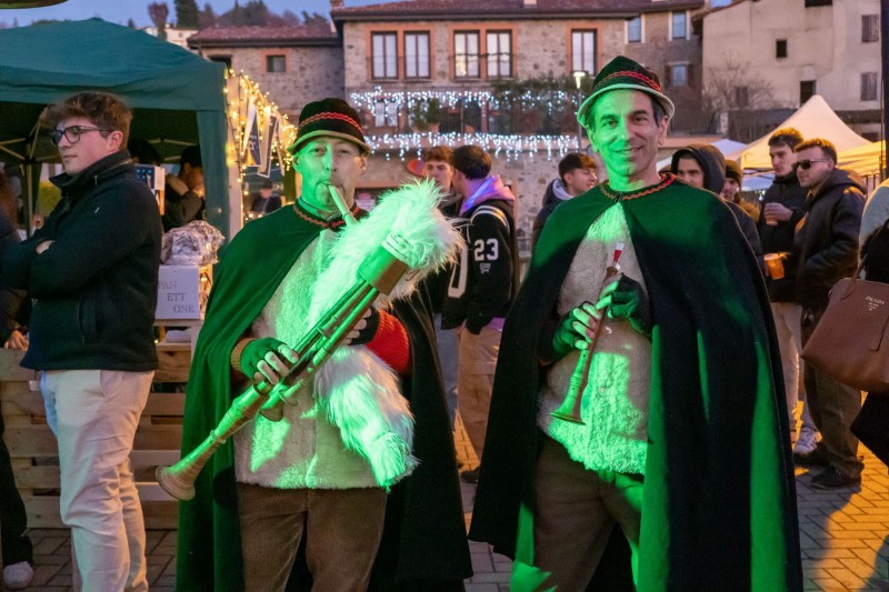 Colle__8_dicembre_33.JPG (117 KB)