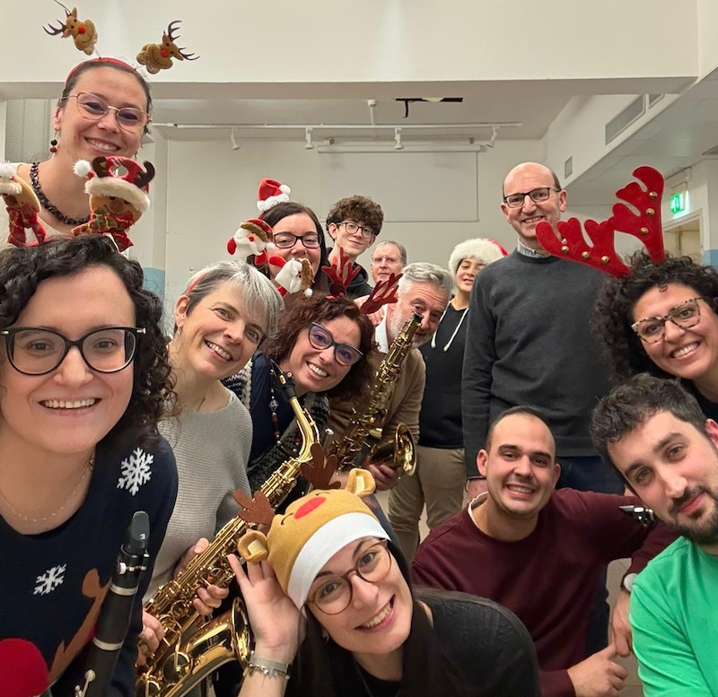 Costa_banda4.jpg (237 KB)