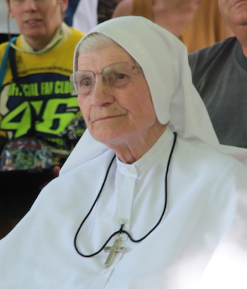 Costa_suor_paola00001.jpg (63 KB)