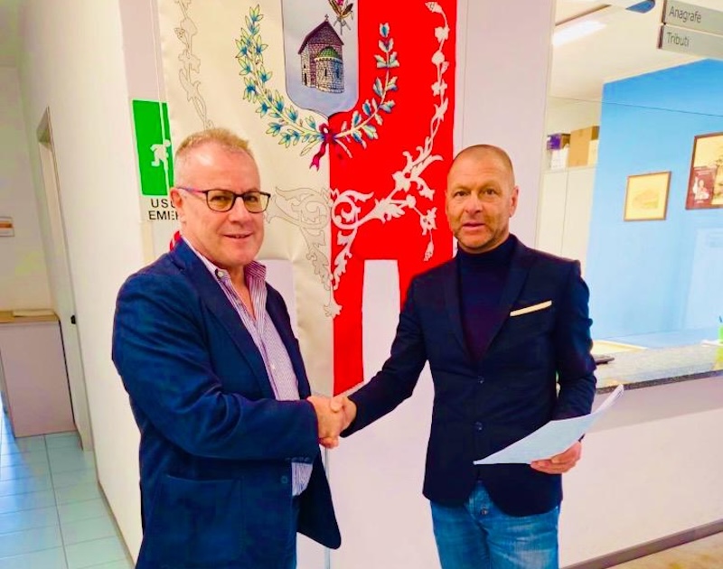 Garbagnate_girasole.jpg (145 KB)