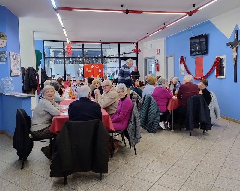 Rogeno_pranzo1.jpg (202 KB)