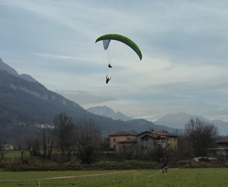 Suello_scurbatt00001.jpg (116 KB)