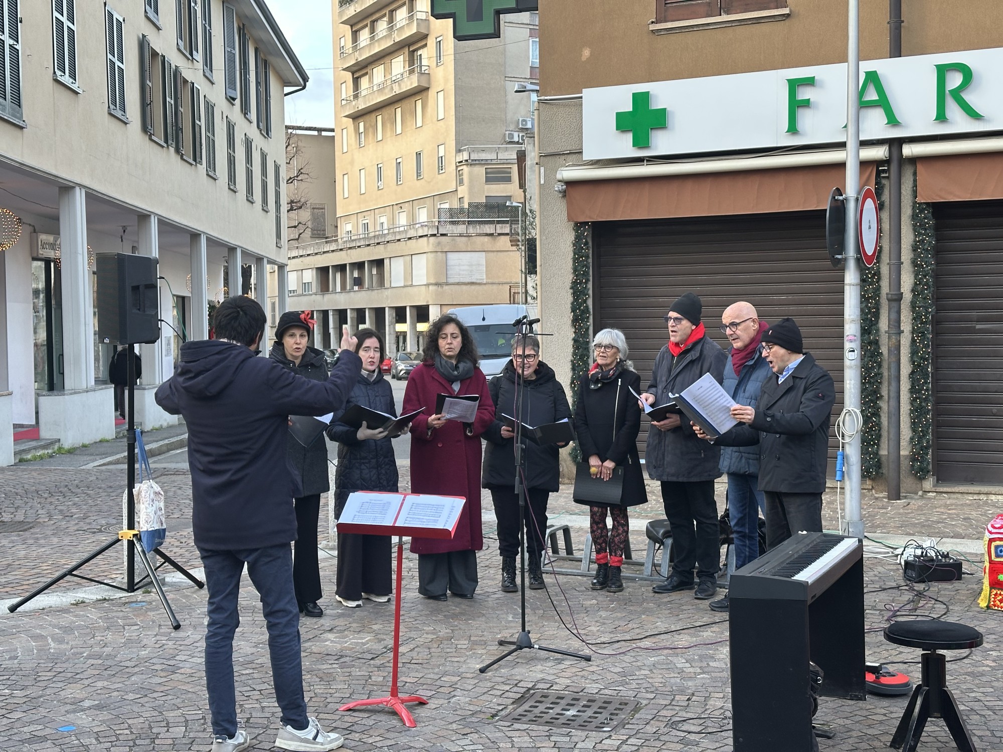 casatenovocorinaale__1_.jpeg (794 KB)