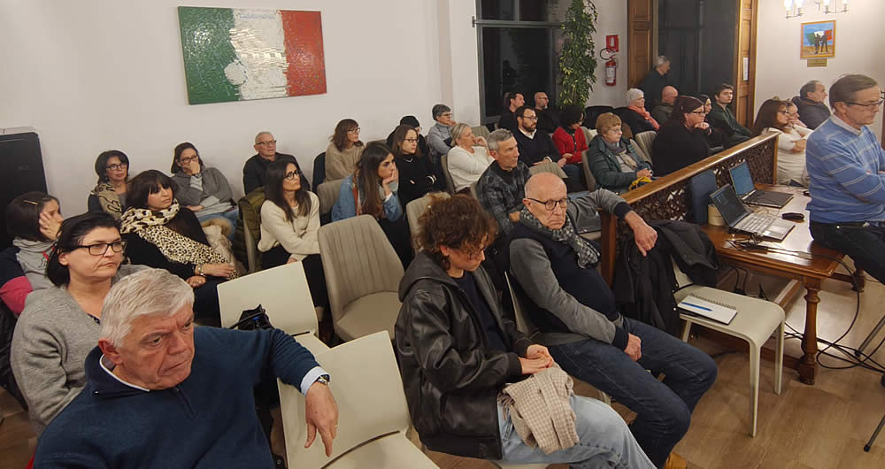 casatenovoscuola4.jpg (86 KB)