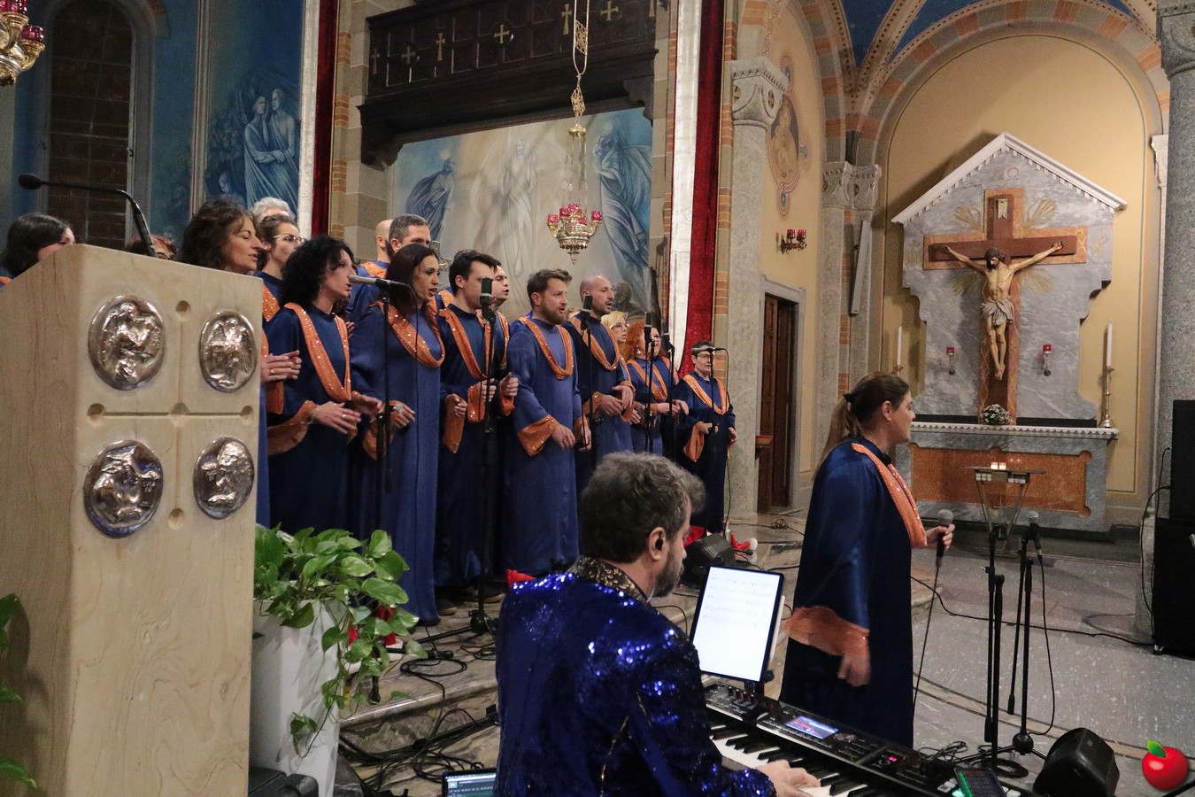 cortenuovaconcerto0002.jpg (359 KB)