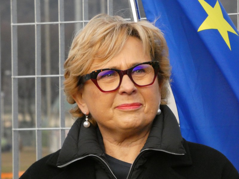 leccocentroraccoltarifiutifrancescarota__18_.JPG (90 KB)