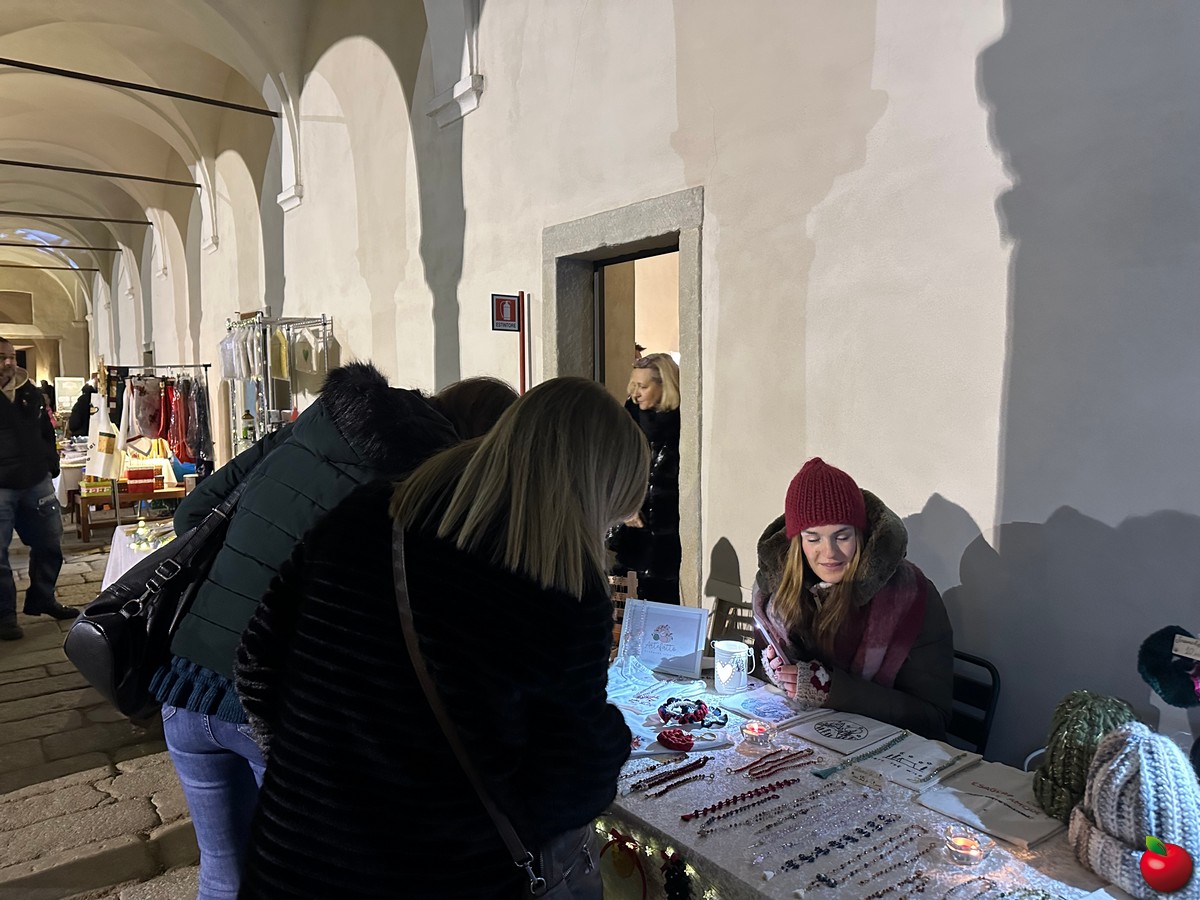 missagliamercatininatale0010.jpg (239 KB)