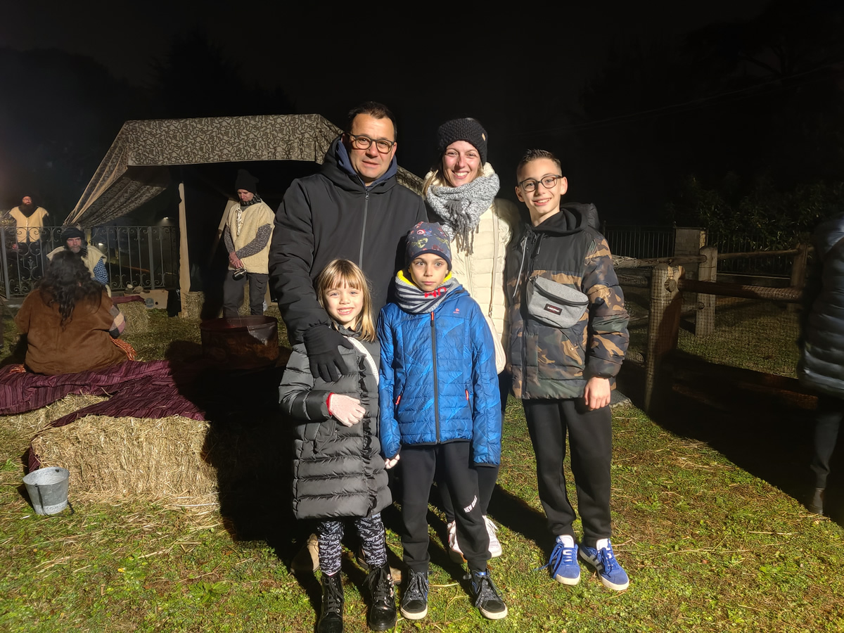 missagliapresepe1.jpg (456 KB)