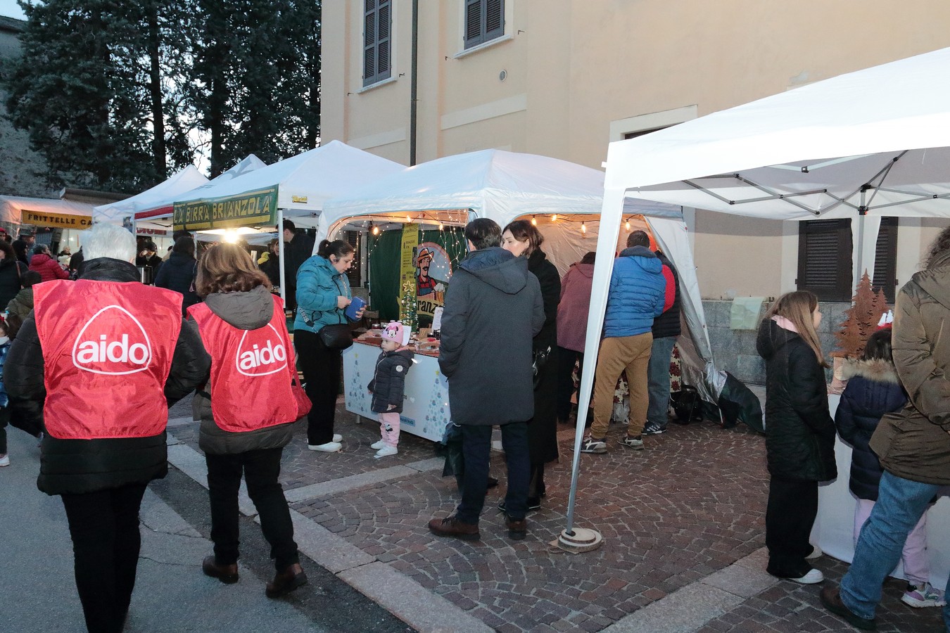 monticellomercatini_0005.jpg (369 KB)