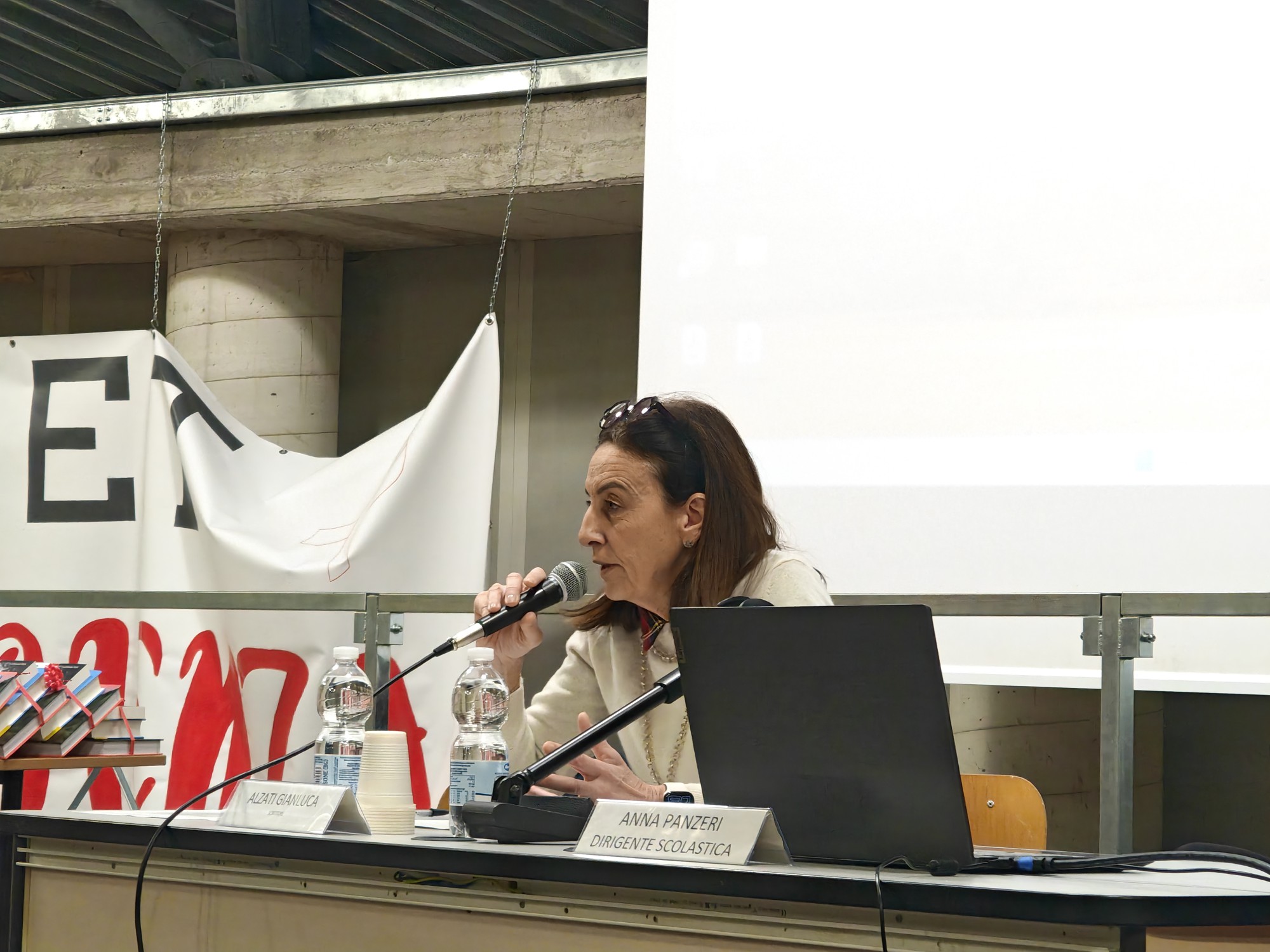 oggiono_bachelet_premi__4_.jpg (373 KB)