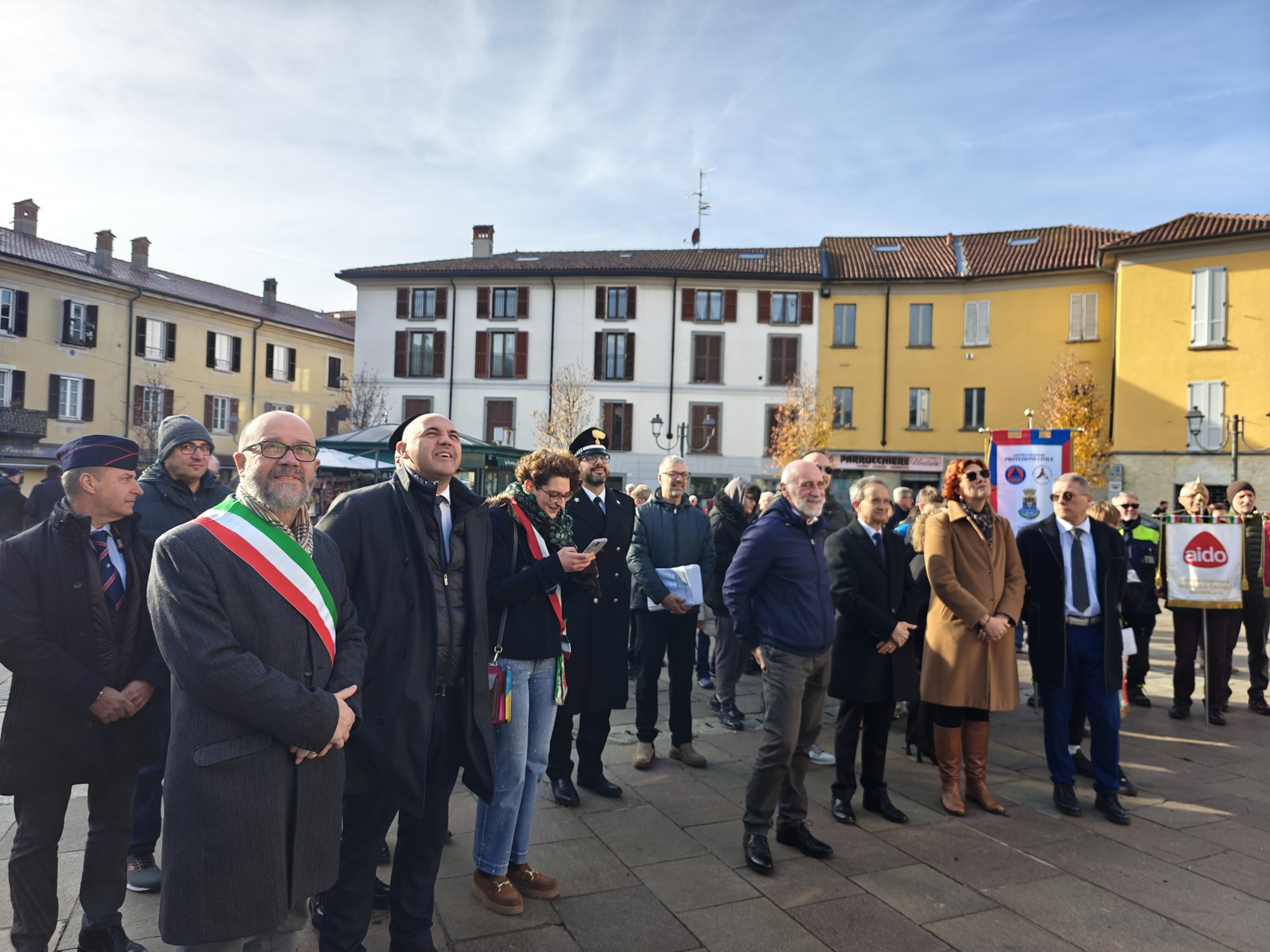 oggionomonumento__16_.jpg (451 KB)