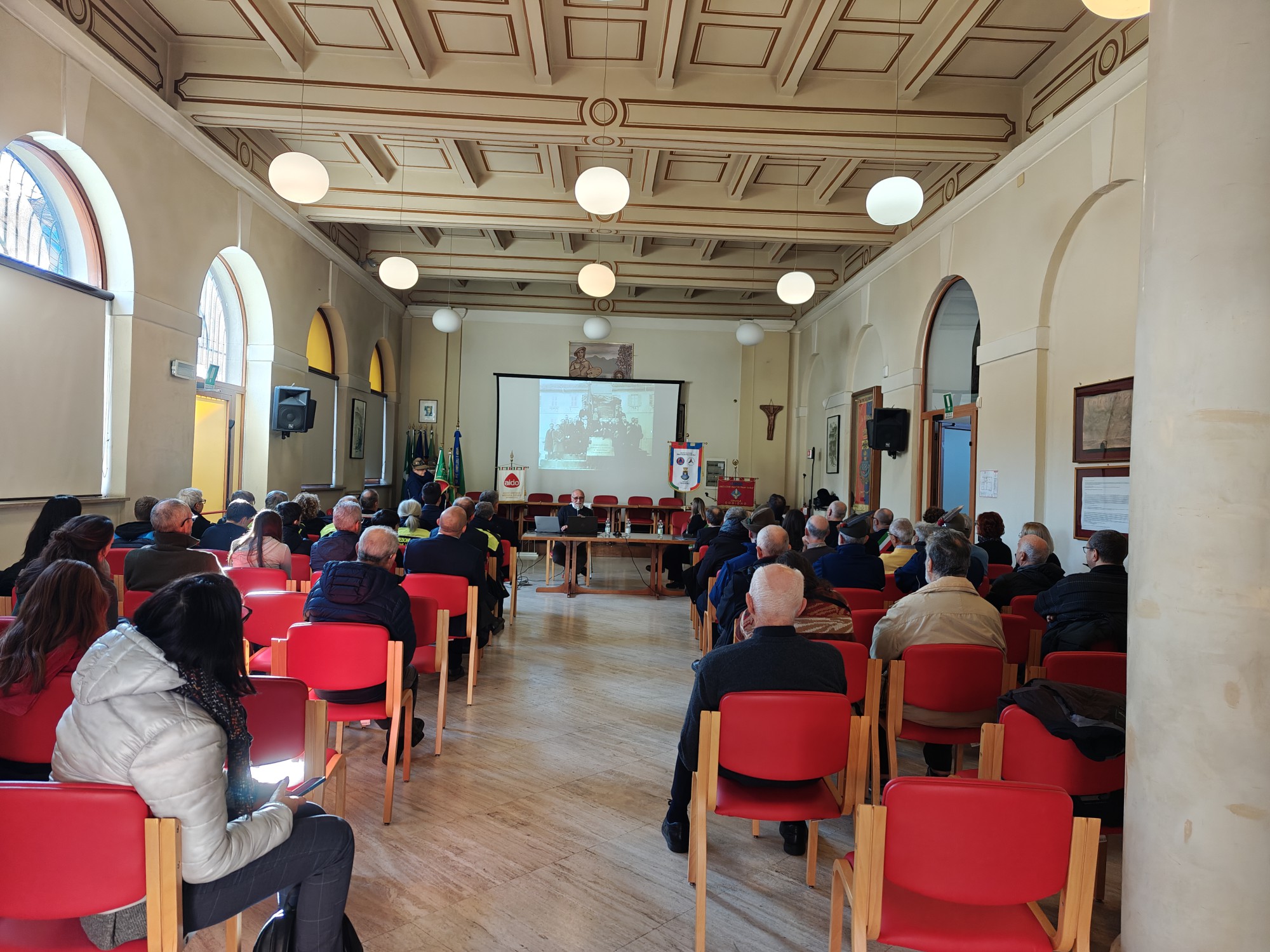 oggionomonumento__4_.jpg (574 KB)