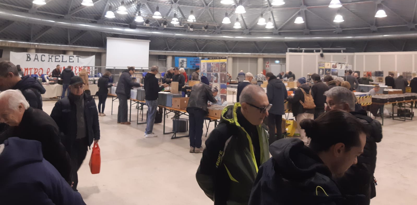 oggionovinili__4_.jpg (445 KB)