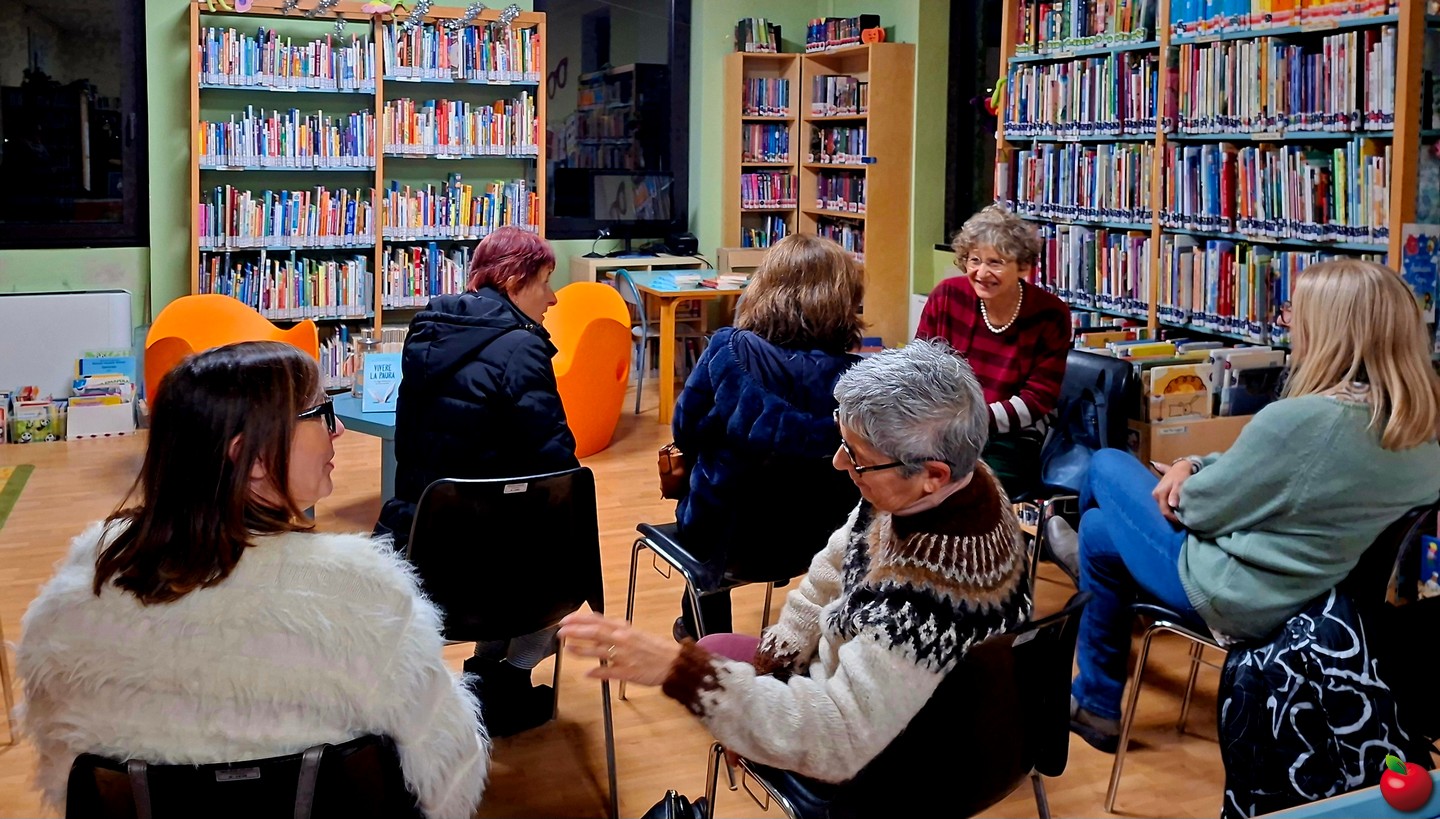 sirtoribiblioteca0001.jpg (343 KB)