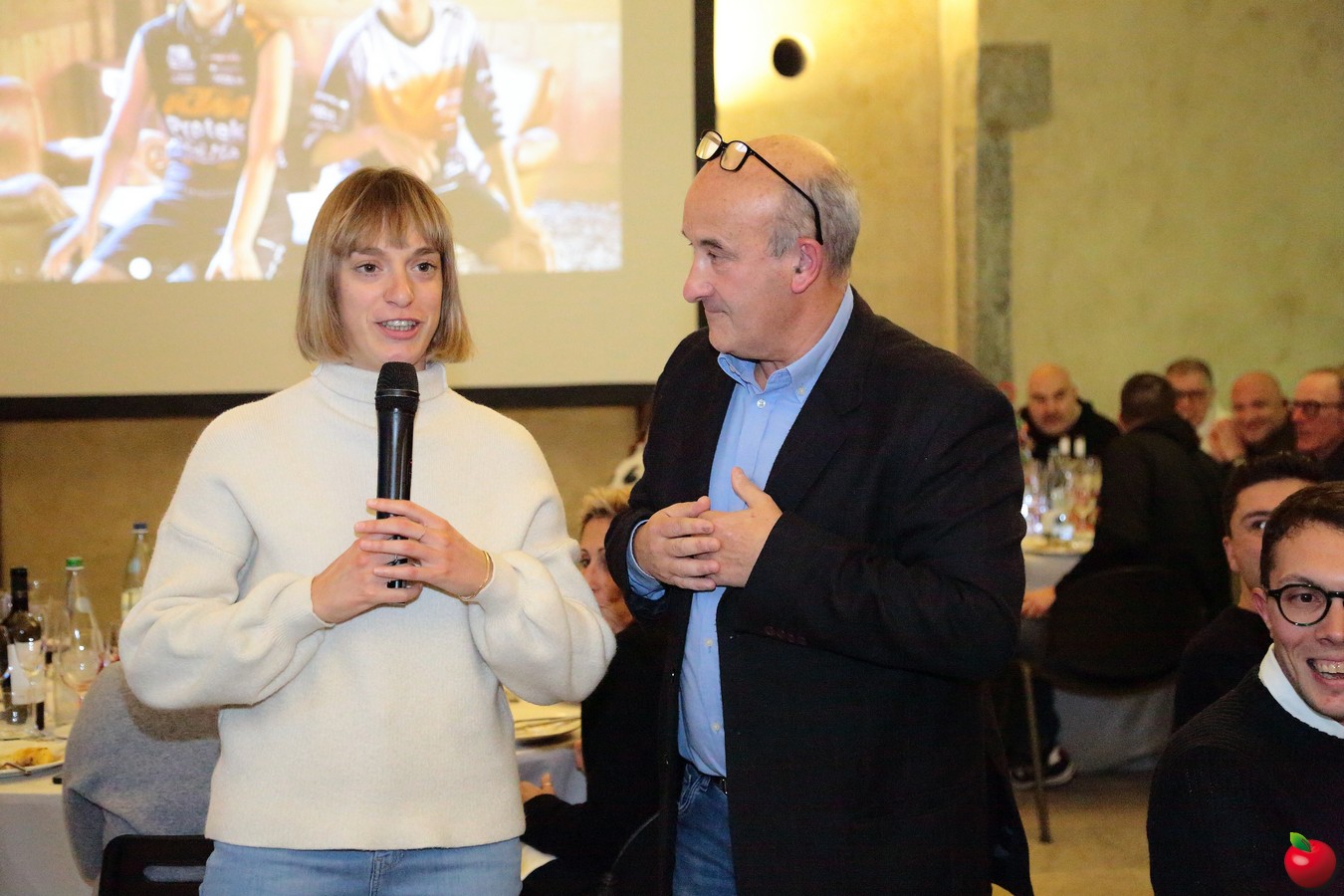 tb_cena0009.jpg (251 KB)