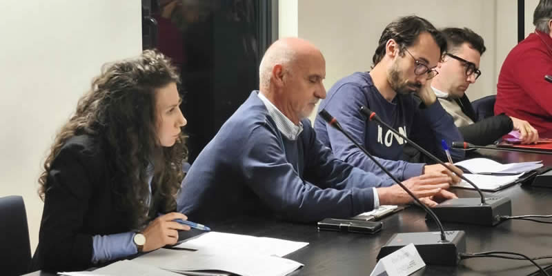 tucassagoprima.jpg (38 KB)