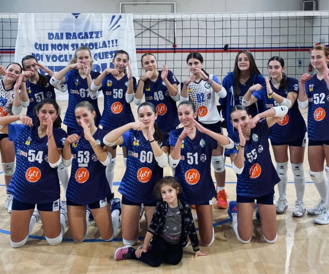 vb_volley__3_.jpg (604 KB)