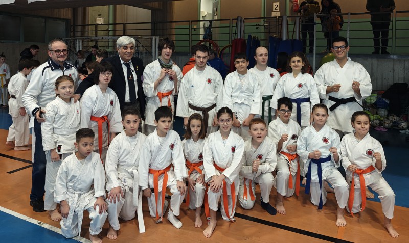 nibionnokarate1.jpg (125 KB)