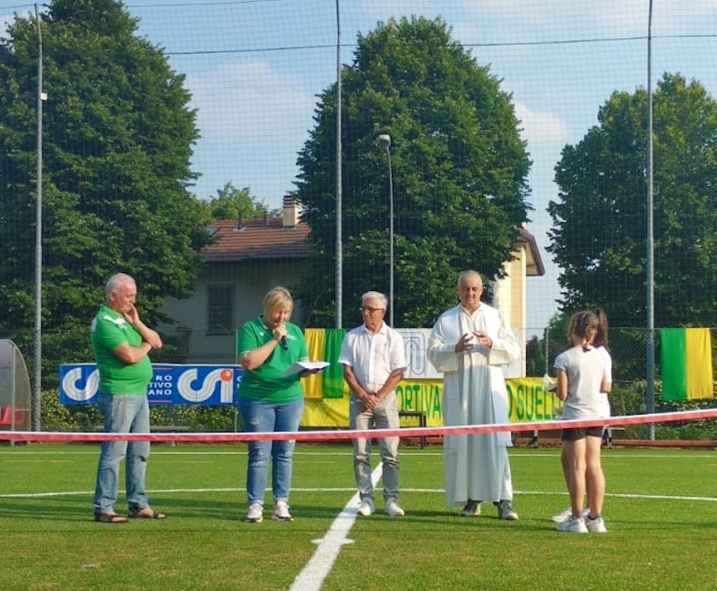 Suello_campo_calcio1.JPG (229 KB)