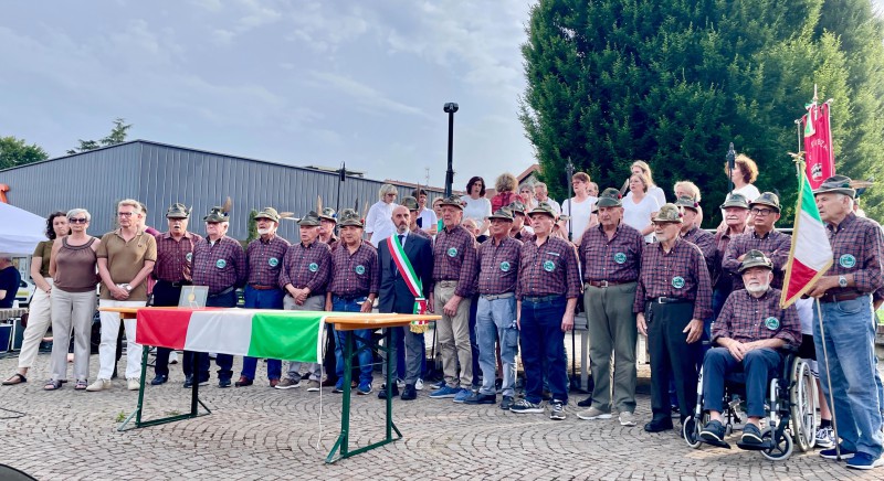 Barzanò: il Premio Canonica al Gruppo Alpini nel secolo di fondazione