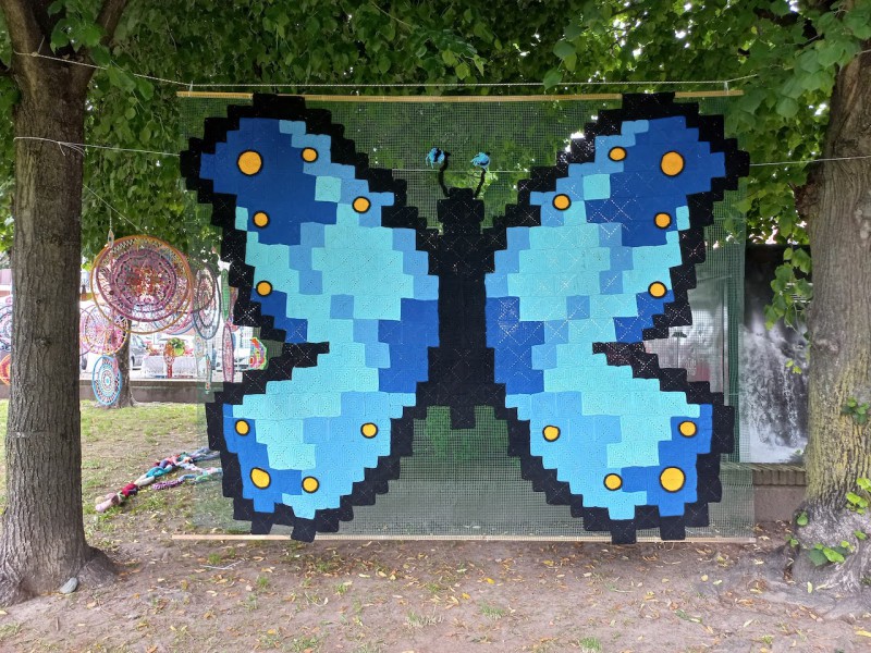 barzanoyarnbombing__5_.jpg (181 KB)