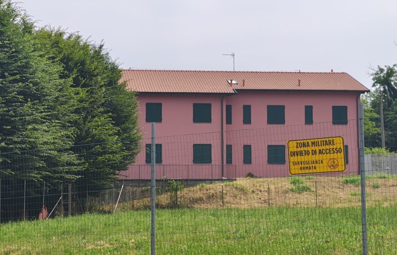 casatenovocasermacc.jpg (117 KB)