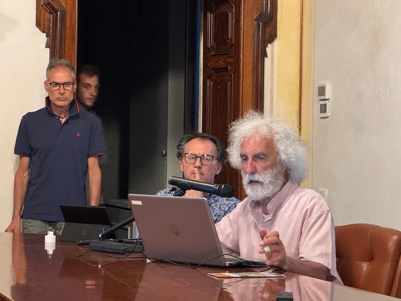 lagoannone__7_.jpeg (210 KB)