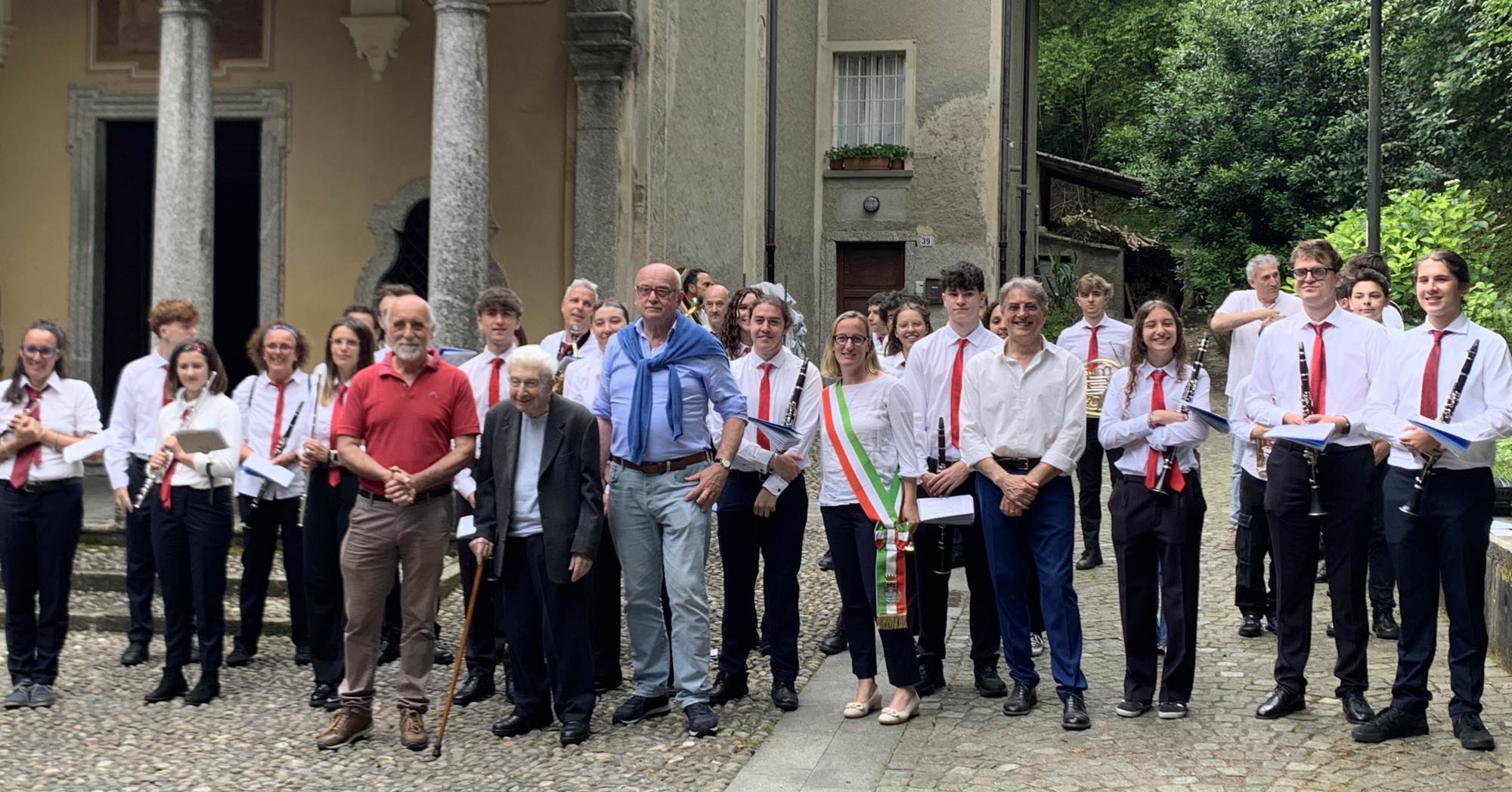 oggiono2giugno6.jpg (512 KB)