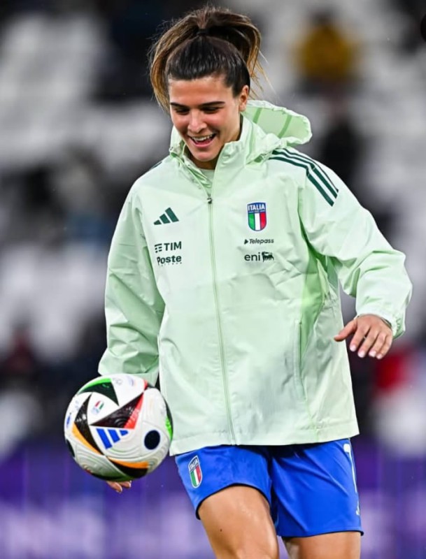 sofiacantore_2.jpg (81 KB)