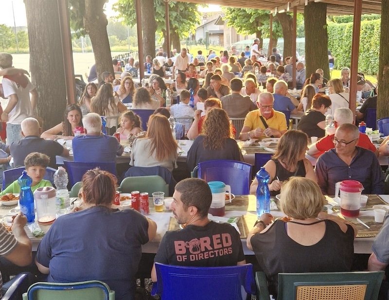 Nibionno_serata_calabrese00004.jpg (237 KB)