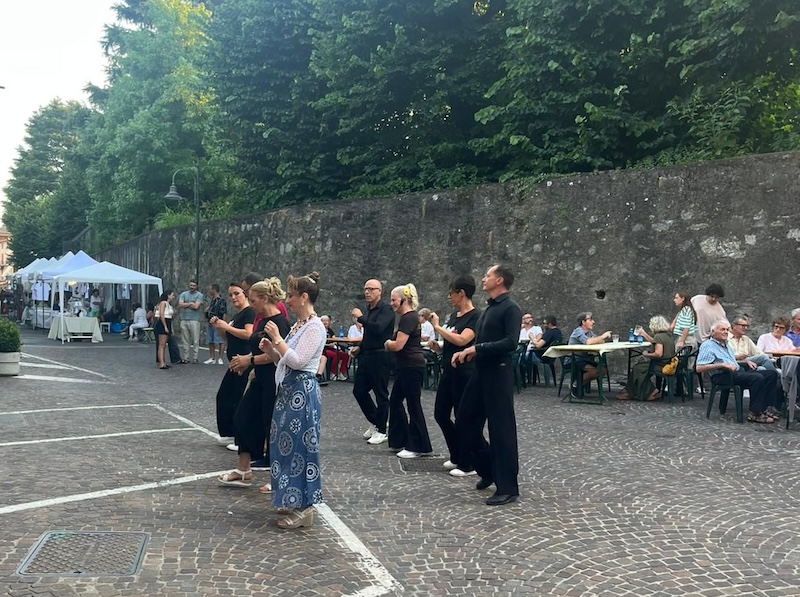 Serata_annone00005.jpg (253 KB)