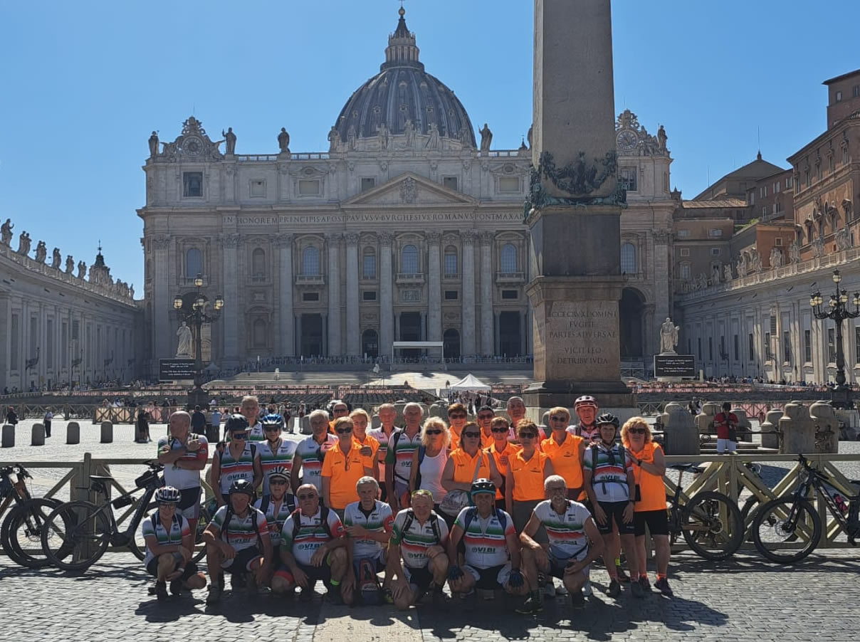 bikeaction_5.jpg (206 KB)