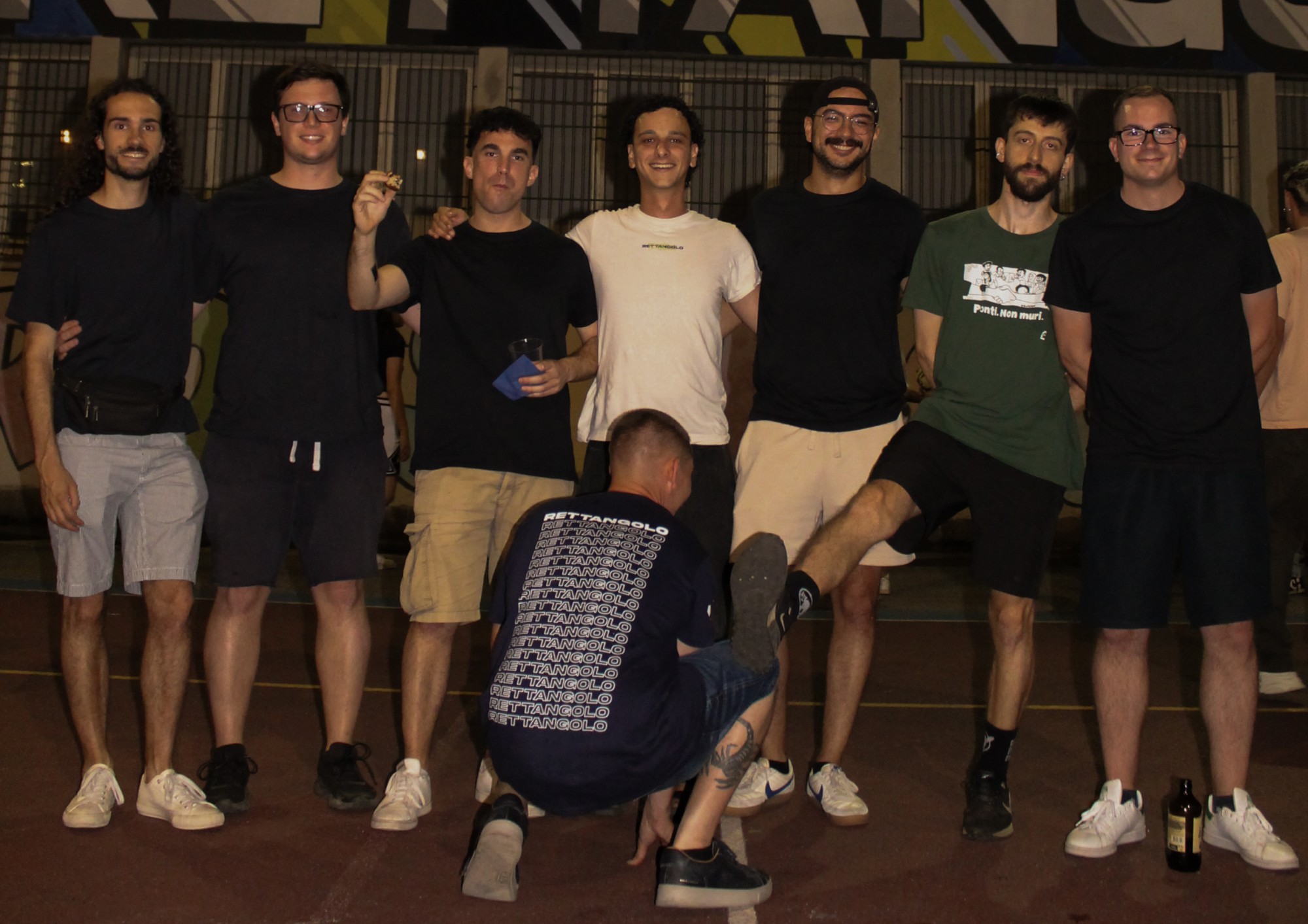 rettangolo_2.jpg (393 KB)