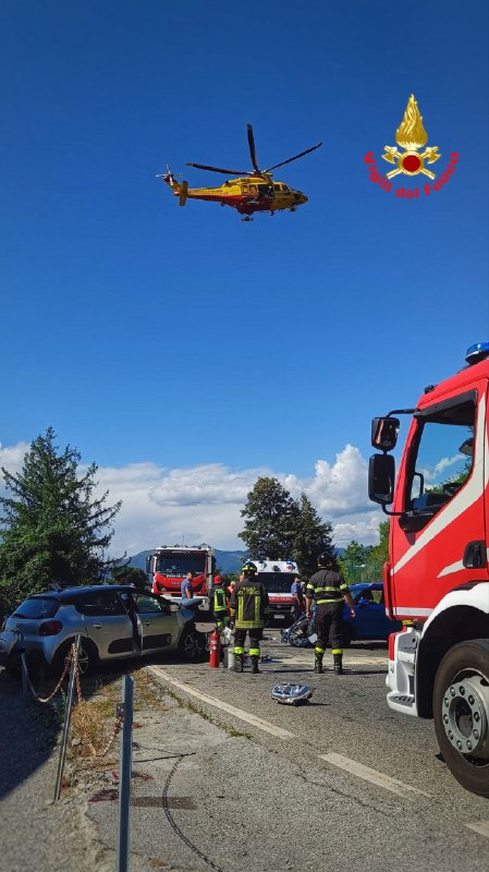 vvfschiantobarzano2.jpg (81 KB)
