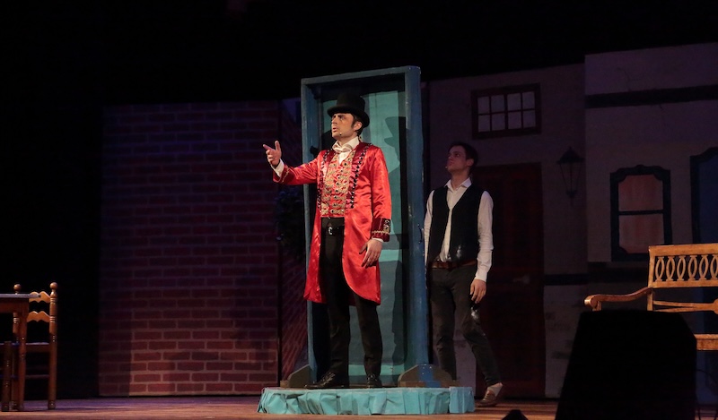 Casate_ohana_musical5.JPG (94 KB)