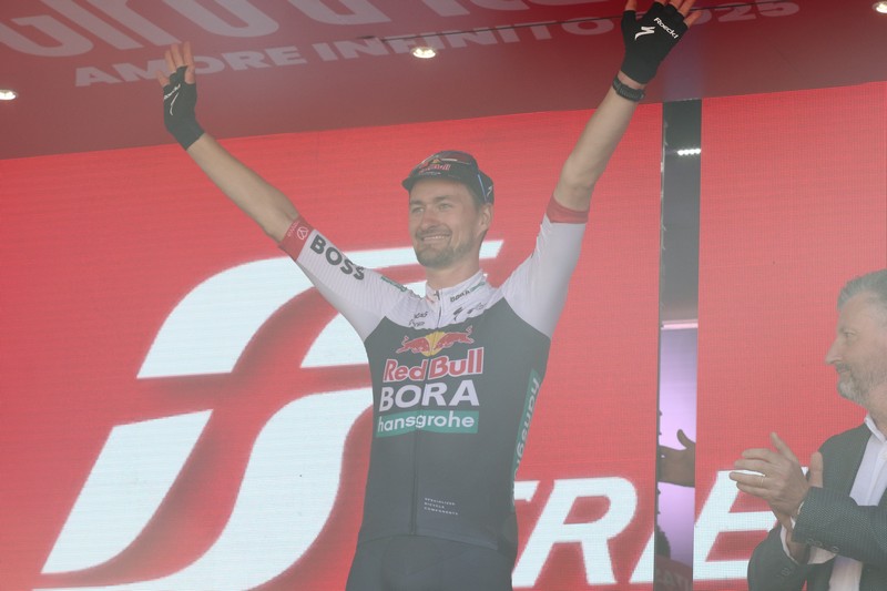 CesanoGiro0004.jpg (95 KB)