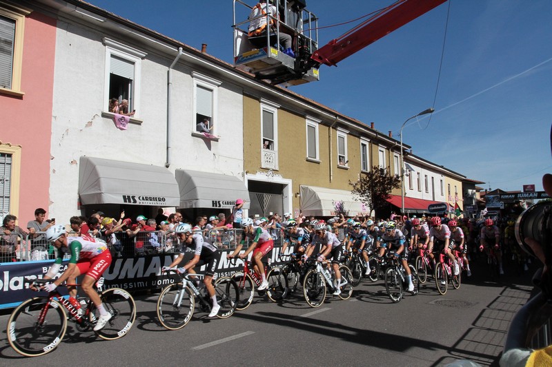 CesanoGiro0007.jpg (170 KB)