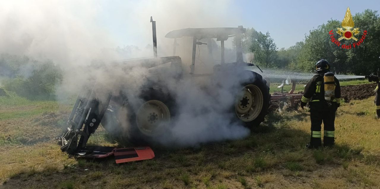 GarbagnateMroIncendio1.jpg (134 KB)