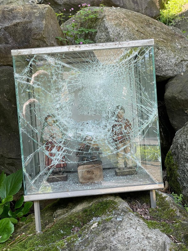 barzagovandalismi2.jpg (213 KB)