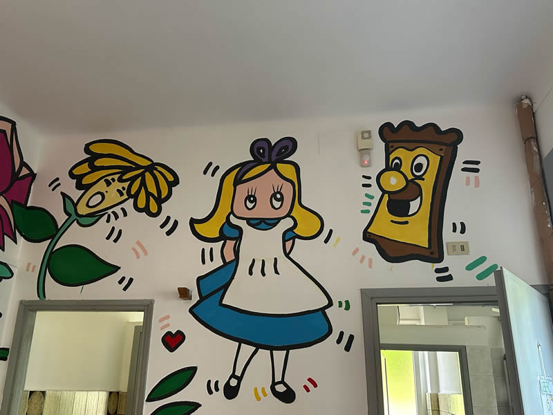 castello_murales2.jpg (61 KB)