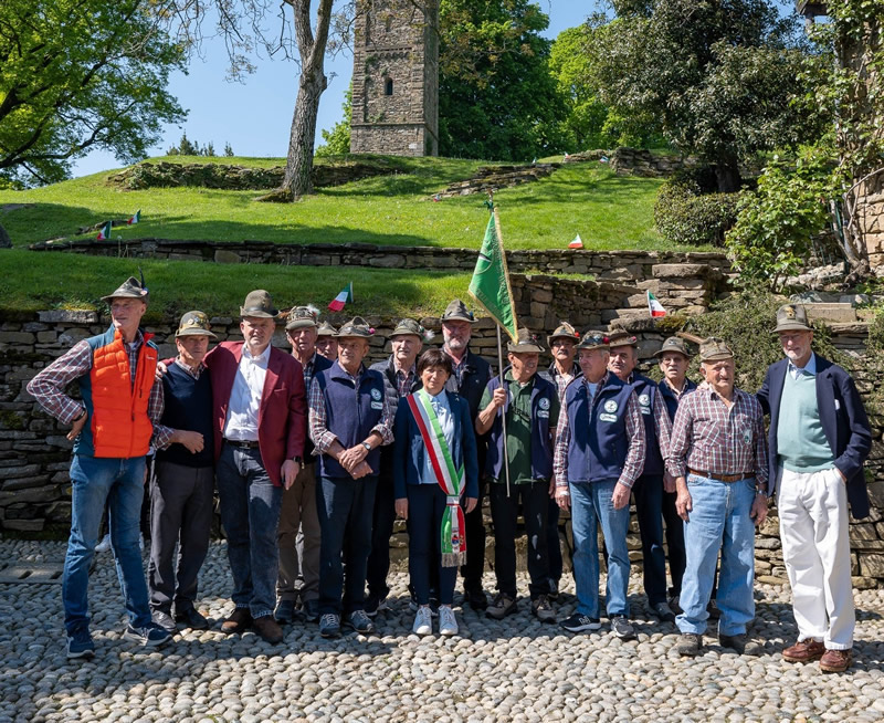 colle_lavoratori3.jpg (265 KB)