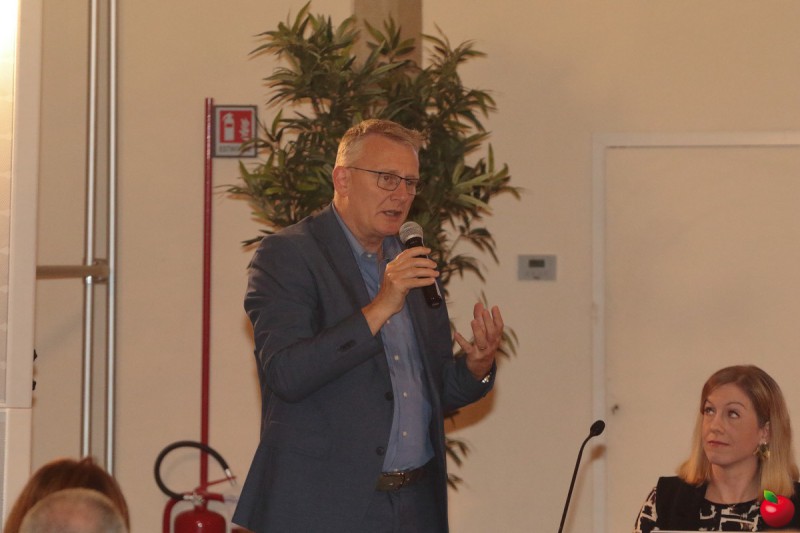 vg_raccontivilla0011.jpg (61 KB)